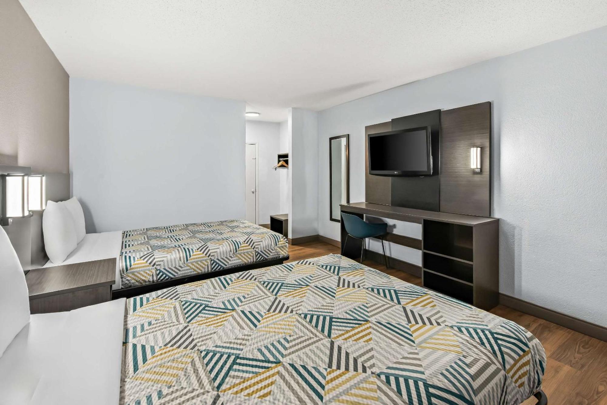 Motel 6 Lester - Philadelphia Airport Buitenkant foto