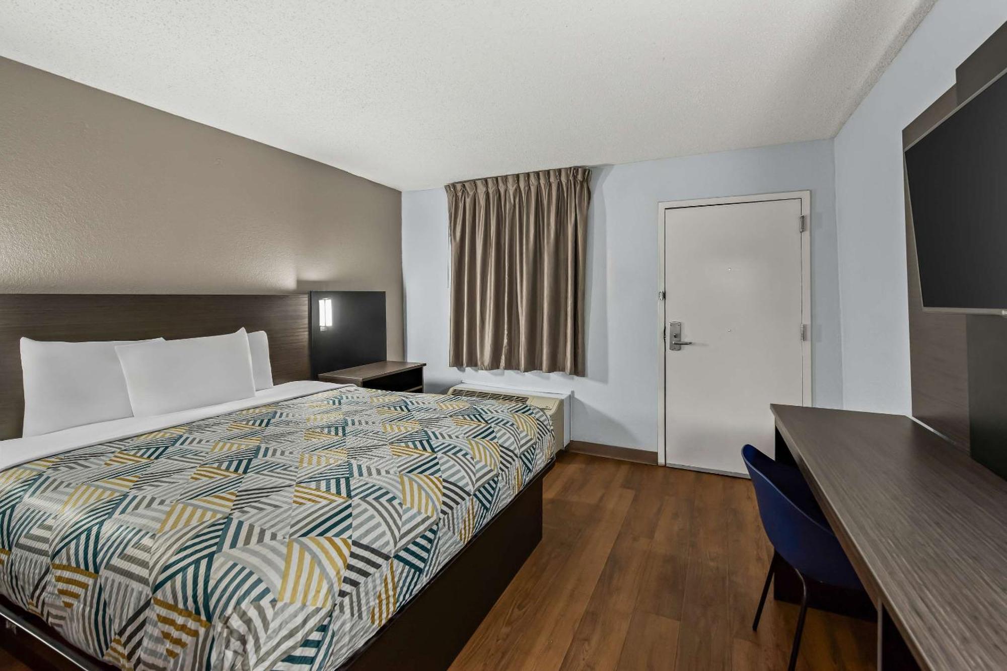 Motel 6 Lester - Philadelphia Airport Buitenkant foto